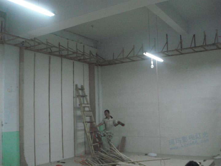 福建光澤LED演播室燈光工程和聲學裝修
